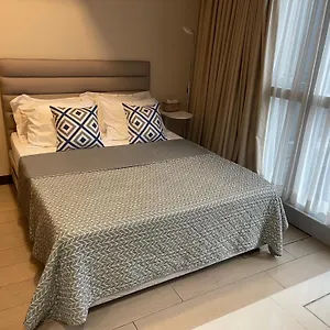 1 Bedroom Uptown Parksuites Bgc, High Floor, Morning Sun Manila